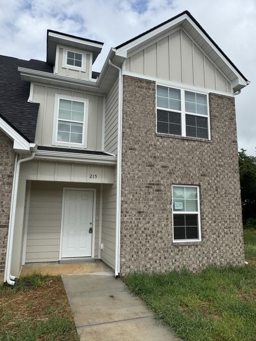 215 Mountaindale Dr, Smyrna, TN, 37167 | Card Image