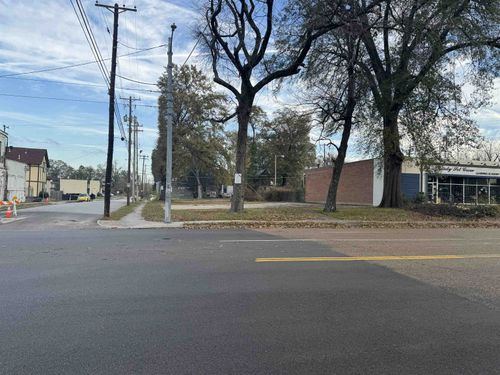 1412 Madison Ave, Memphis, TN, 38104-6313 | Card Image