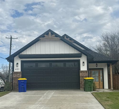 401 E Walnut St, Hillsboro, TX, 76645-3334 | Card Image