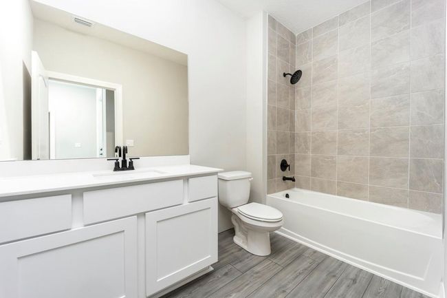 1817 Celebration Dr, Townhouse with 3 bedrooms, 2 bathrooms and null parking in FORT PIERCE FL | Image 11