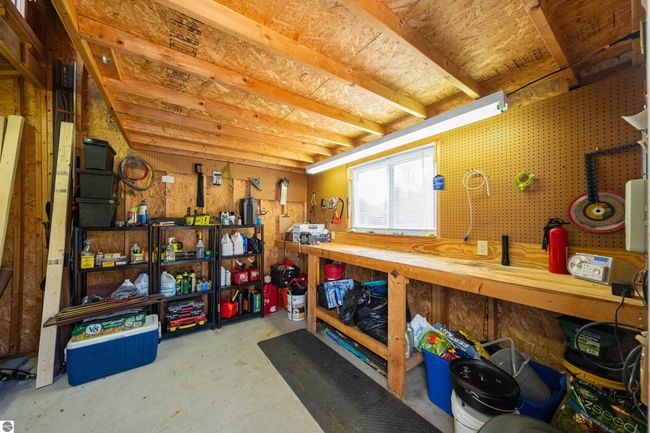 6001 N Silver Pines Dr, House other with 3 bedrooms, 2 bathrooms and null parking in Bellaire MI | Image 27