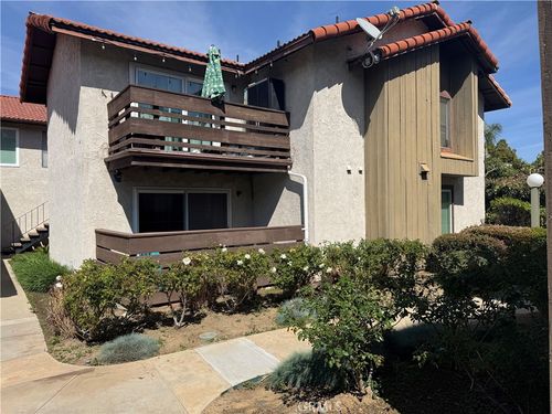 b-1305 Brentwood Cir, Corona, CA, 92882 | Card Image