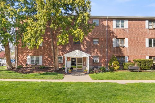 c1-125 Park Ave, Babylon, NY, 11702-1707 | Card Image