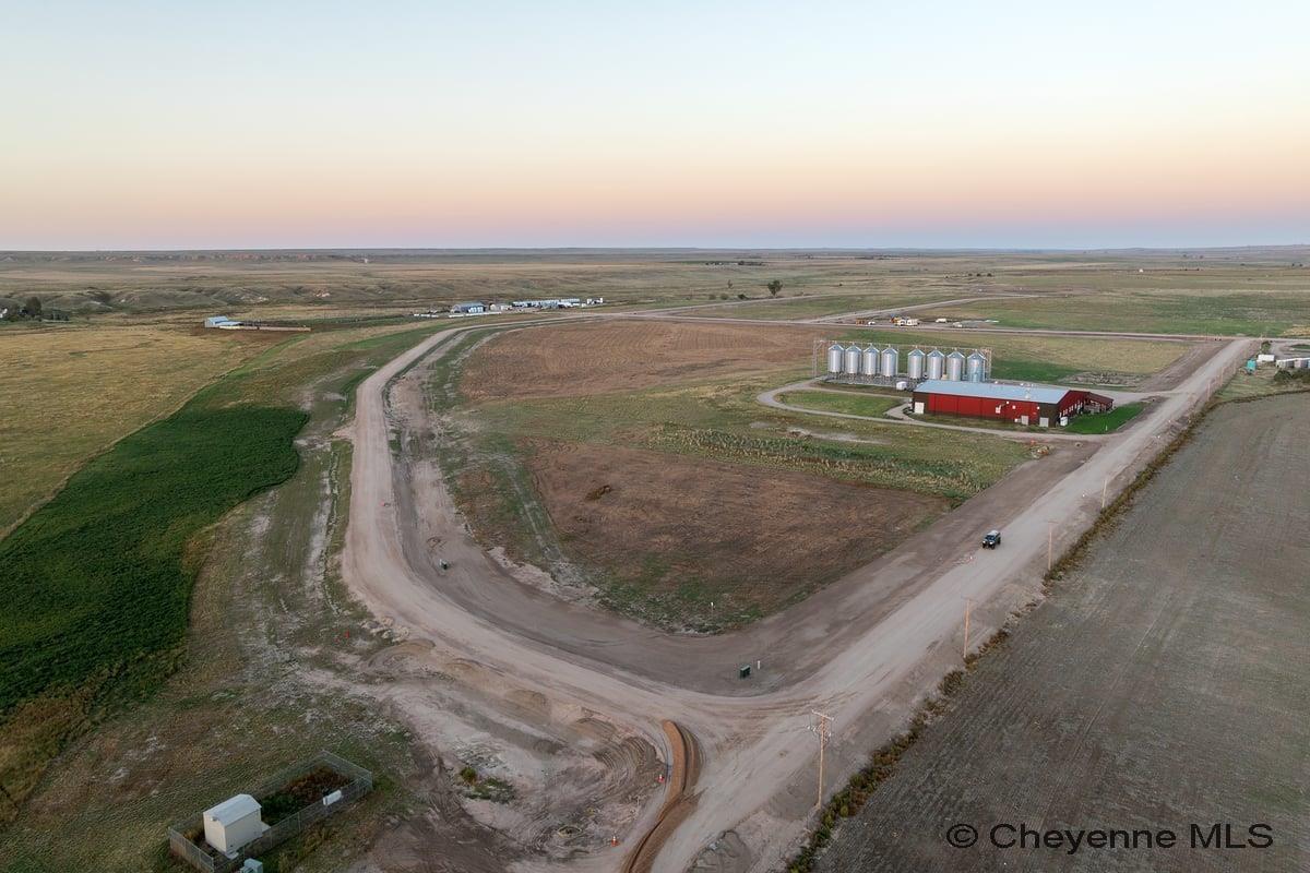 Land in Pine Bluffs