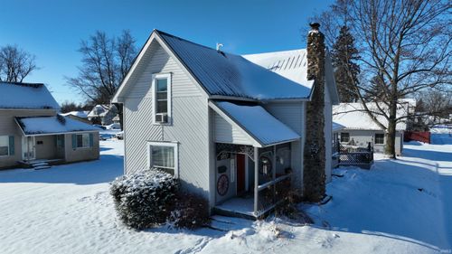 602 Maple St, Monticello, IN, 47960-2453 | Card Image