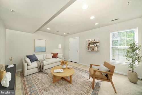 10-7704 English Oak Cir, ELKRIDGE, MD, 21075-6572 | Card Image