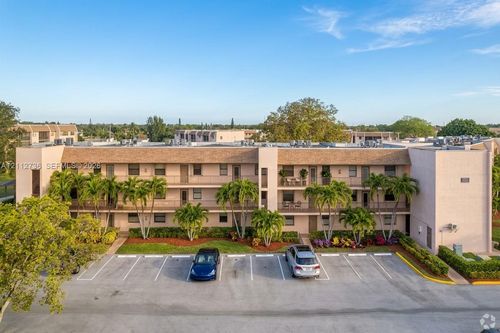 103-10332 Sunrise Lakes Blvd, Sunrise, FL, 33322-5927 | Card Image
