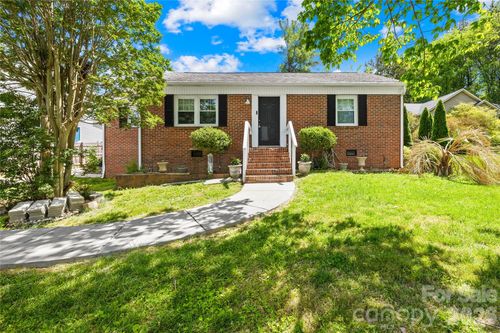 145 Driftwood Dr, Mooresville, NC, 28117-7486 | Card Image