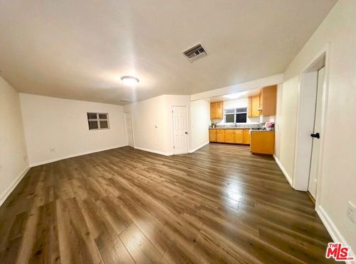 d-4343 W 4th St, Los Angeles, CA, 90013 | Card Image