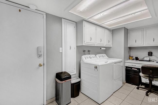 UNIT-9 - 2000 Ashe Rd, Condo with 3 bedrooms, 1 bathrooms and null parking in Bakersfield CA | Image 19