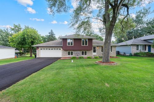 28W605 Barnes Ave, West Chicago, IL, 60185-3866 | Card Image
