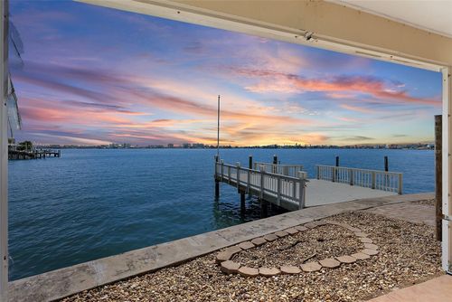 672 Boca Ciega Point Blvd N, ST PETERSBURG, FL, 33708-2730 | Card Image
