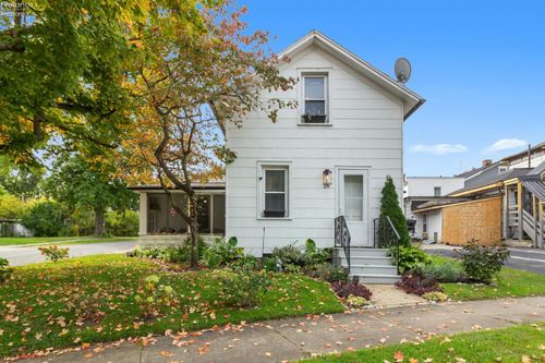 28 Woodlawn Avenue, Norwalk, OH, 44857 | Card Image