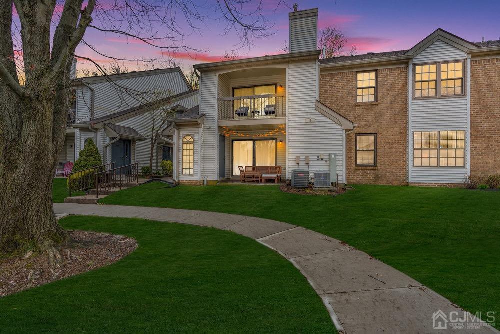 Bayhead Dr, Parlin, NJ 08859