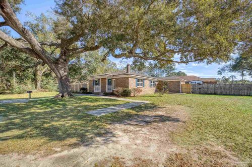 5417 San Miguel St, Milton, FL, 32583-5902 | Card Image