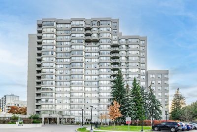 813 - 7 Townsgate Dr, Condo with 3 bedrooms, 2 bathrooms and 2 parking in Vaughan ON | Image 1