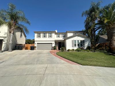 2142 N Cottonwood Street, House other with 5 bedrooms, 3 bathrooms and null parking in Visalia CA | Image 3