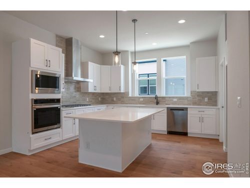 368 Promenade Dr, Superior, CO, 80027-8754 | Card Image