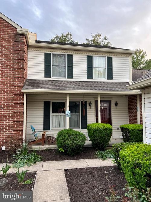 2053 E Raleigh Rd, HUMMELSTOWN, PA, 17036 | Card Image