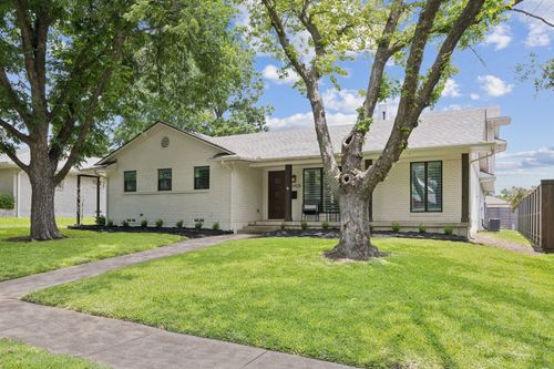 6826 Sperry St, Dallas, TX, 75214-2852 | Card Image