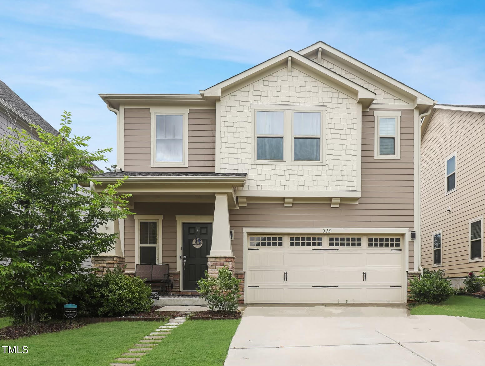 Sage Oak Ln, Holly Springs, NC 27540