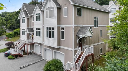 6 Lakeview Dr, Fort Montgomery, NY, 10922-7731 | Card Image