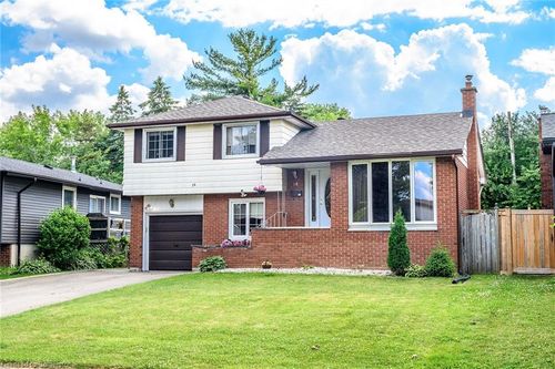 14 Sanctuary Dr, Dundas, ON, L9H3Y8 | Card Image