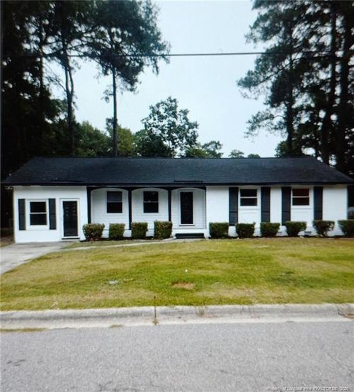 702 W 28th St, Lumberton, NC, 28358-3035 | Card Image