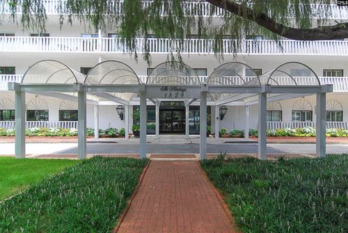 1829 Senate St, Columbia, SC, 29201-3837 | Card Image