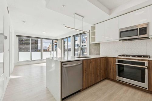 812-327 9a St Nw, Calgary, AB, T2N1T7 | Card Image