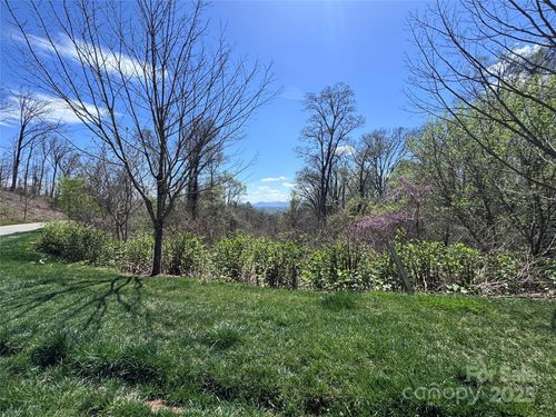 44 Samuel Ashe Dr, Asheville, NC, 28805-6001 | Card Image