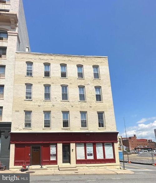 apt-4-64 W Antietam St, HAGERSTOWN, MD, 21740-5530 | Card Image