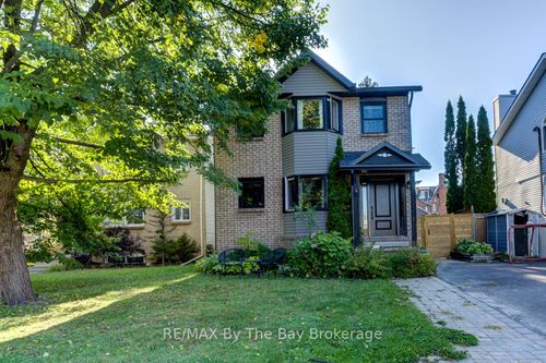 714 St Marie St, Collingwood, ON, L9Y4T5 | Card Image