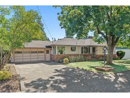 1720 Se 130th Ave, Portland, OR, 97233-1723 | Card Image
