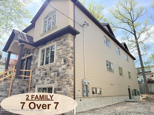 483 Woodrow Rd, Staten Island, NY, 10312-1350 | Card Image