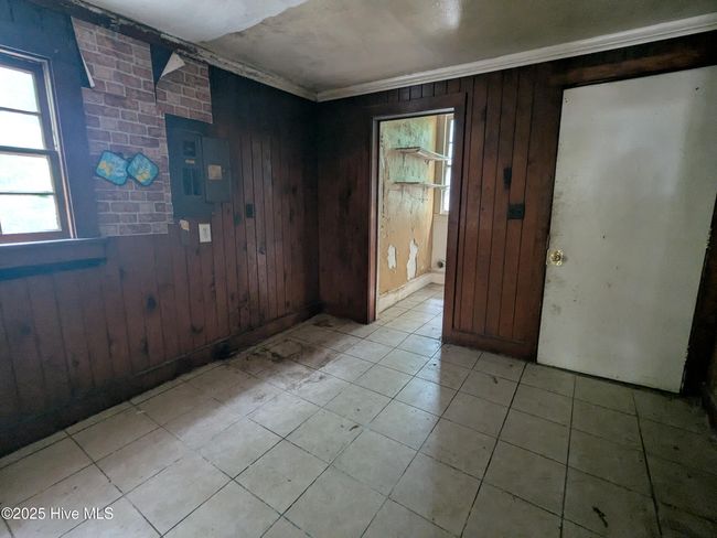 207 Bruton St W, Home with 4 bedrooms, 2 bathrooms and null parking in Wilson NC | Image 6