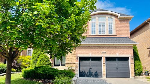 2373 Coronation Dr, Oakville, ON, L6H7N2 | Card Image