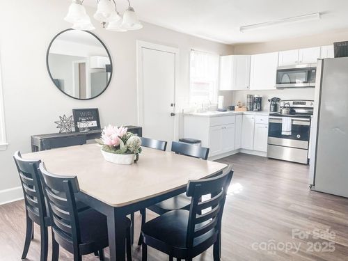 2309 Olando St, Charlotte, NC, 28206-2472 | Card Image