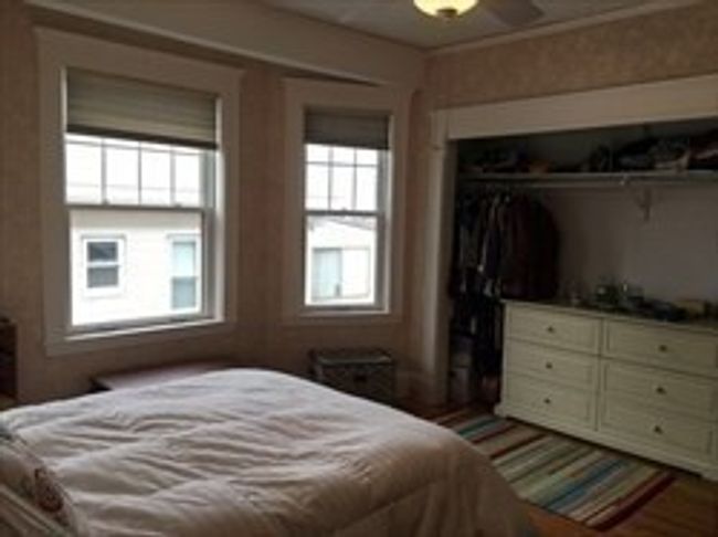 2 - 141 Winsor Ave, Condo with 2 bedrooms, 1 bathrooms and 2 parking in Watertown MA | Image 12