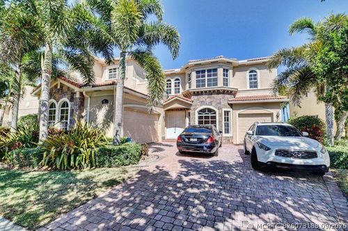 8800 Cobblestone Point Cir, Boynton Beach, FL, 33472-4432 | Card Image