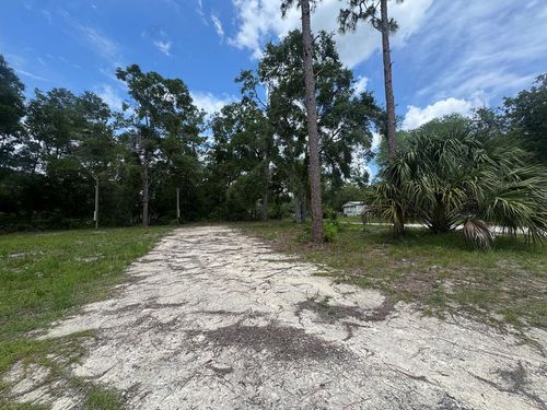 36 Se 209th Ave, OLD TOWN, FL, 32680-4575 | Card Image