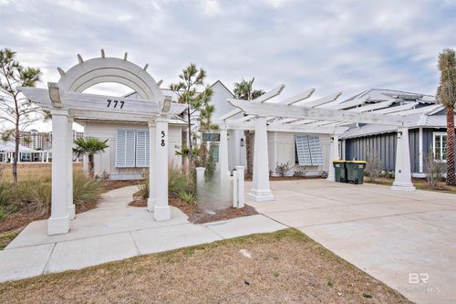 777 Kingston Ln, Gulf Shores, AL, 36542-3269 | Card Image
