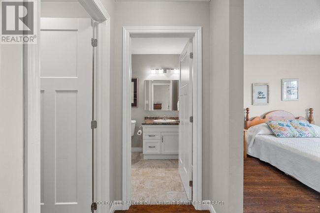 40 Devon Dr, Townhouse with 2 bedrooms, 2 bathrooms and 2 parking in Exeter ON | Image 32