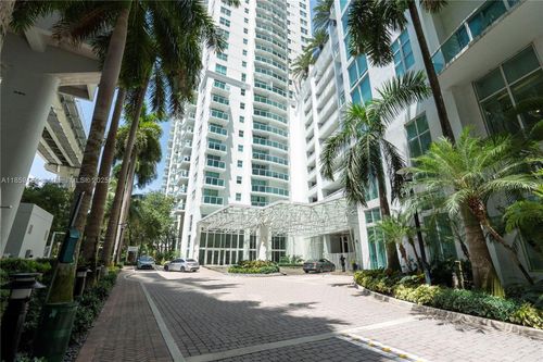 apt-2610-31 Se 5th St, Miami, FL, 33131-2518 | Card Image