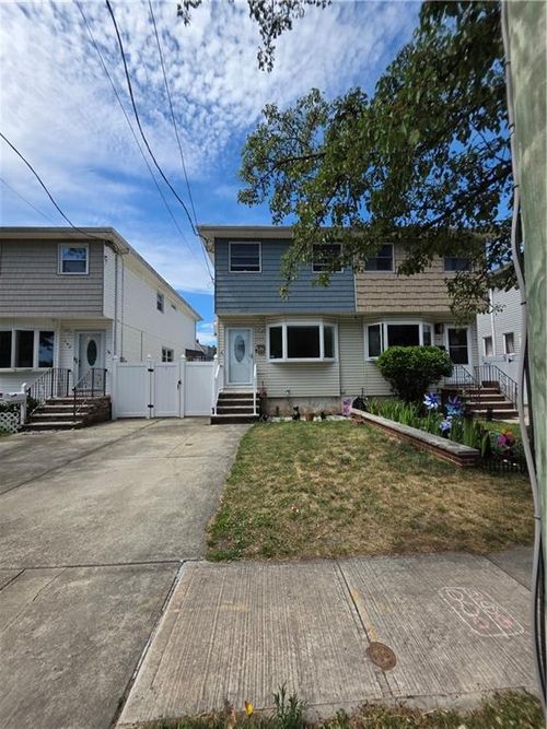 140 Stobe Avenue, Staten Island, NY, 10306 | Card Image