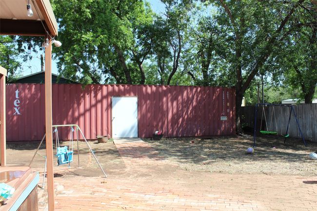 1281 W Eden St, House other with 3 bedrooms, 1 bathrooms and null parking in Munday TX | Image 26