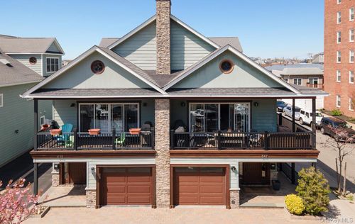 847b E Broadway, Long Beach, NY, 11561-4859 | Card Image