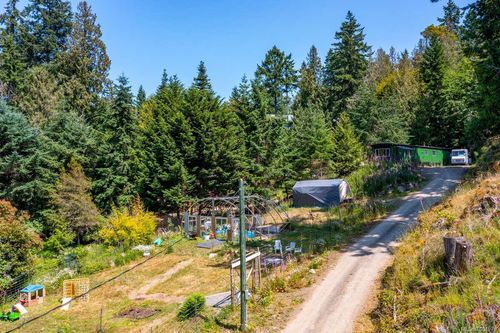 2620 Gunwhale Rd, Pender Island, BC, V0N2M2 | Card Image