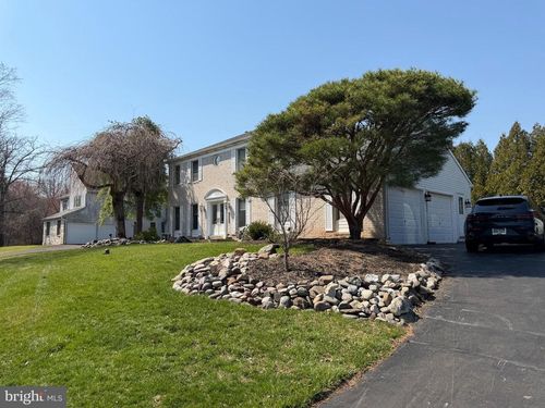 1038 Fawn Dr, SOUTHAMPTON, PA, 18966-4310 | Card Image
