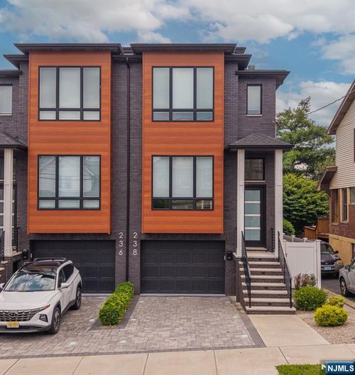 238 Jersey Ave, Cliffside Park, NJ, 07010-1420 | Card Image